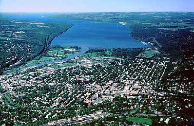Town of Ithaca NY surrounds the City